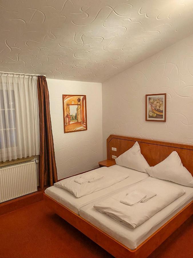 Hotel Friedenseiche Neukirchen-Vluyn Habitación foto
